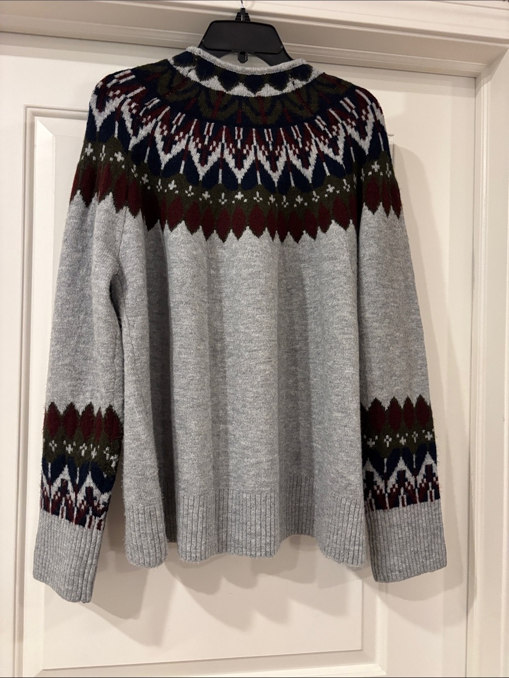 Vince Camuto Grey Crewneck Sweater with Multicolor Fair Isle Yoke. XL - Picture 2 of 5